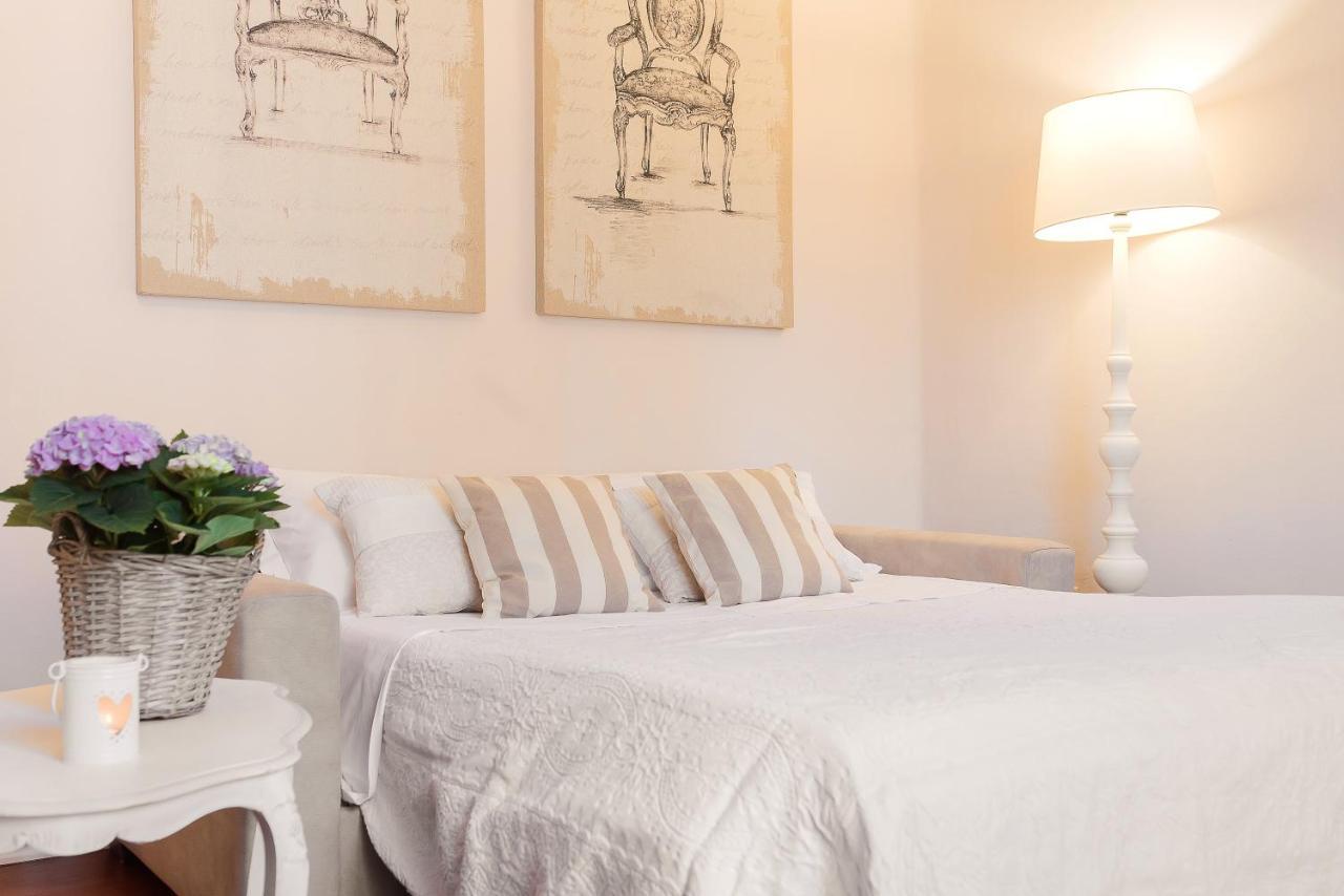 La Mansarda Segreta Mood Apartment เวโรนา ภายนอก รูปภาพ